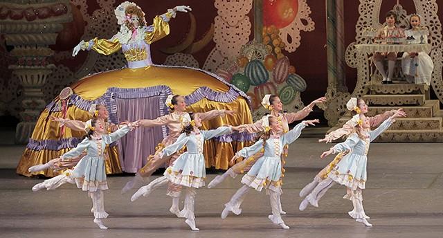 OperaKino 25/26 - Nøddeknækkeren fra New York City Ballet 2011